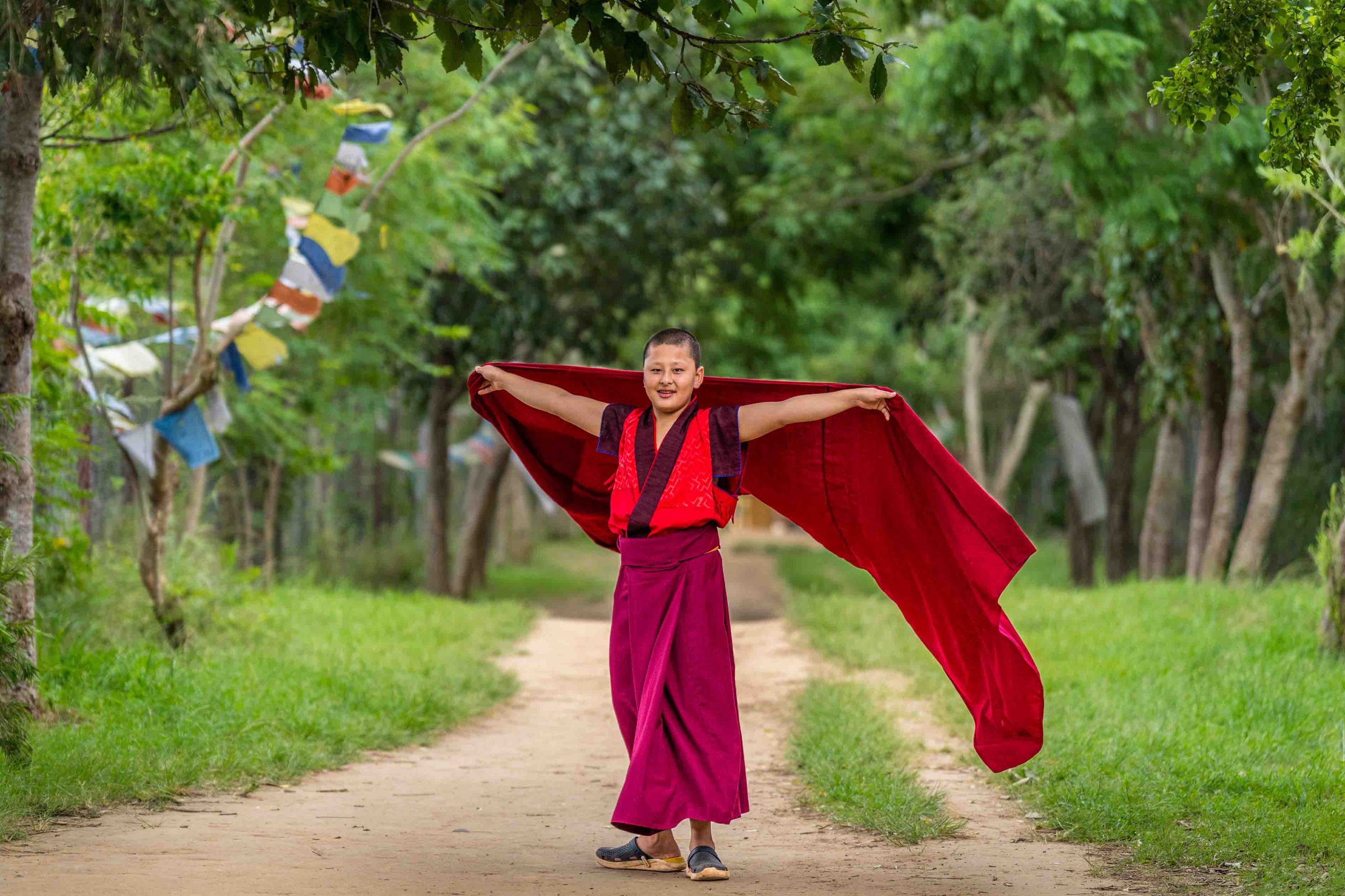 Catch the vibrant Buddha Dordenma statue and enjoy the view of Thimphu valley